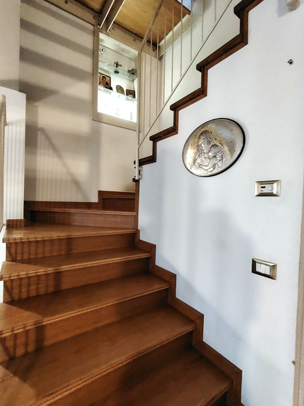 Caldogno, CASA AFFIANCATA RISTRUTTURATA € 268.000.Trattativa riservata Unica Immobiliare Colceres...