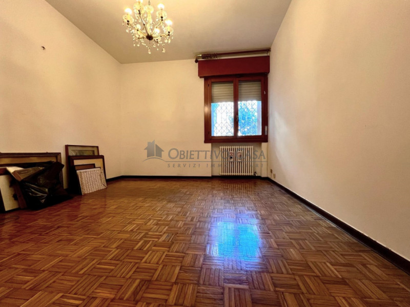 PD319 - Proponiamo in vendita un luminoso appartamento di ampie metrature, in quartiere Forcellin...