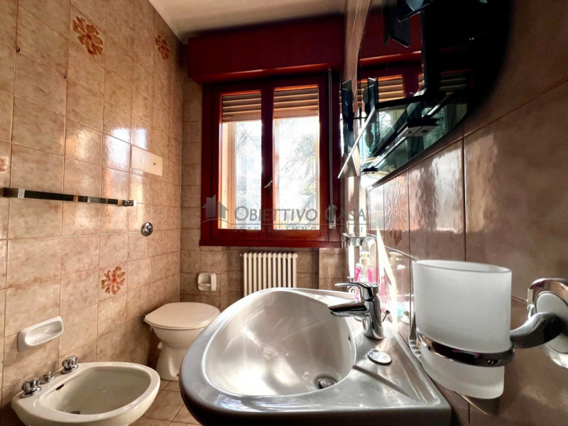 PD319 - Proponiamo in vendita un luminoso appartamento di ampie metrature, in quartiere Forcellin...