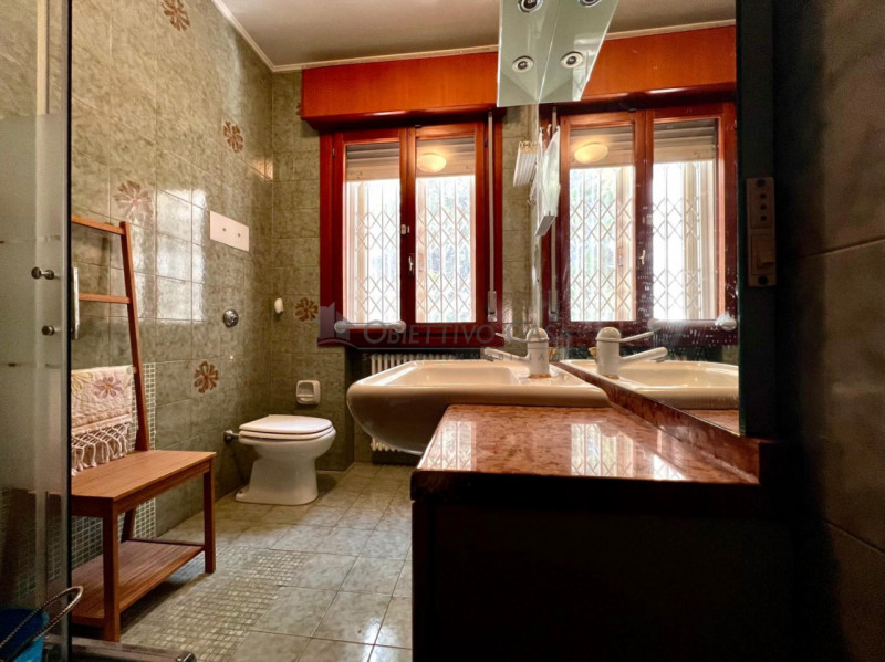 PD319 - Proponiamo in vendita un luminoso appartamento di ampie metrature, in quartiere Forcellin...