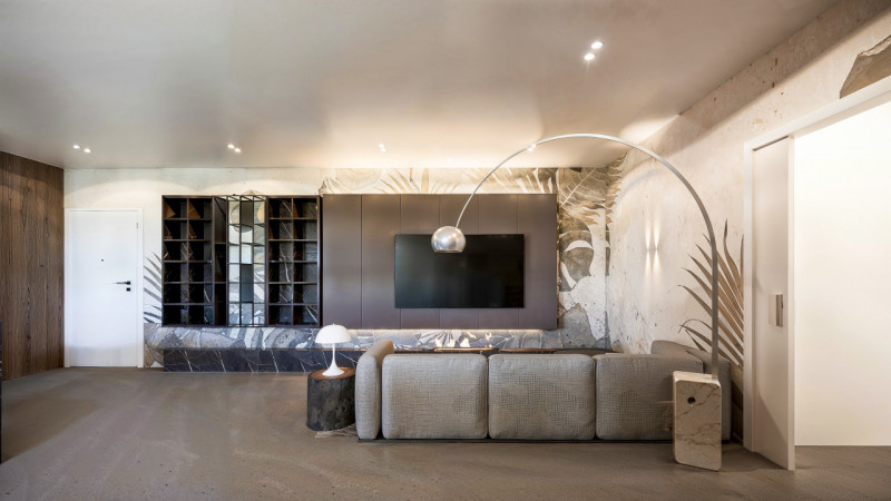 Presentiamo un elegante appartamento bilocale in vendita, situato all'interno di un moderno condo...