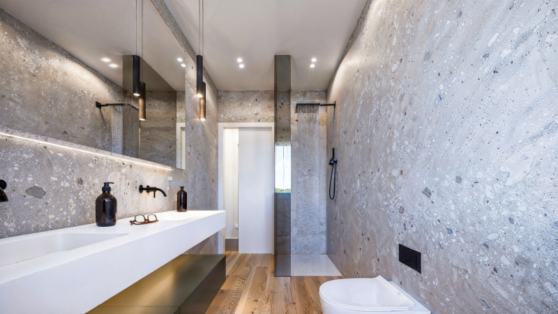 Presentiamo un elegante appartamento bilocale in vendita, situato all'interno di un moderno condo...