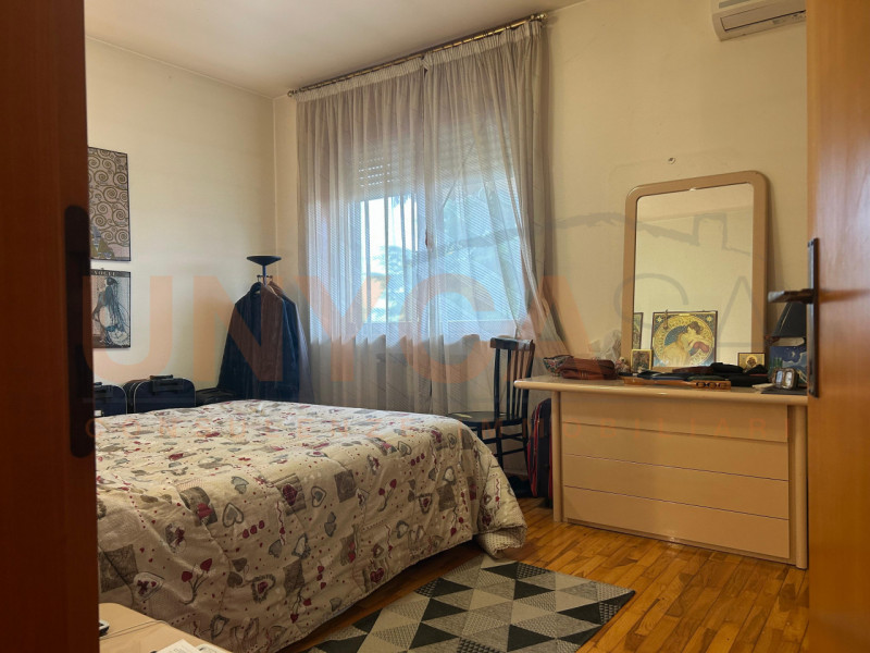 ALBIGNASEGO – All’interno di un residence composto da una palazzina suddivisa in due vani scala d...