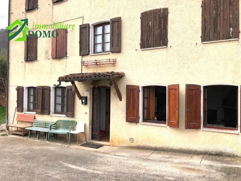 VALLI DEL PASUBIO: CASA DI TESTA CON TERRENO € 85.000 info 0445 824740

BUONI MOTIVI PER ACQUISTA...