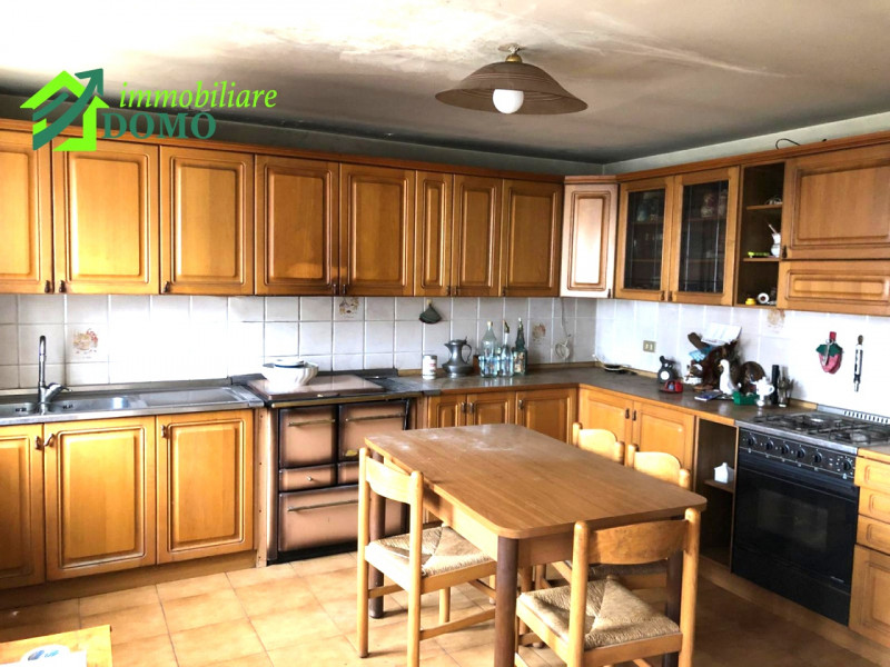 VALLI DEL PASUBIO: CASA DI TESTA CON TERRENO € 85.000 info 0445 824740

BUONI MOTIVI PER ACQUISTA...