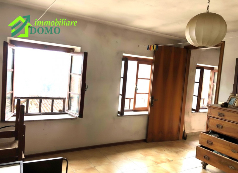 VALLI DEL PASUBIO: CASA DI TESTA CON TERRENO € 85.000 info 0445 824740

BUONI MOTIVI PER ACQUISTA...