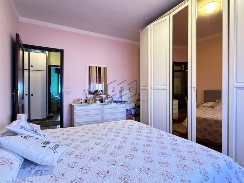 Ponte di Piave - (Treviso) 
In esclusiva, proponiamo un ampio appartamento pentalocale situato a ...