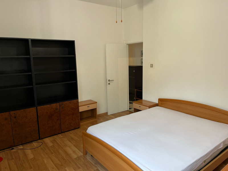 MONTE BERICO

Inserito in un quartiere residenziale e zona ben abitata. L’appartamento si trova i...