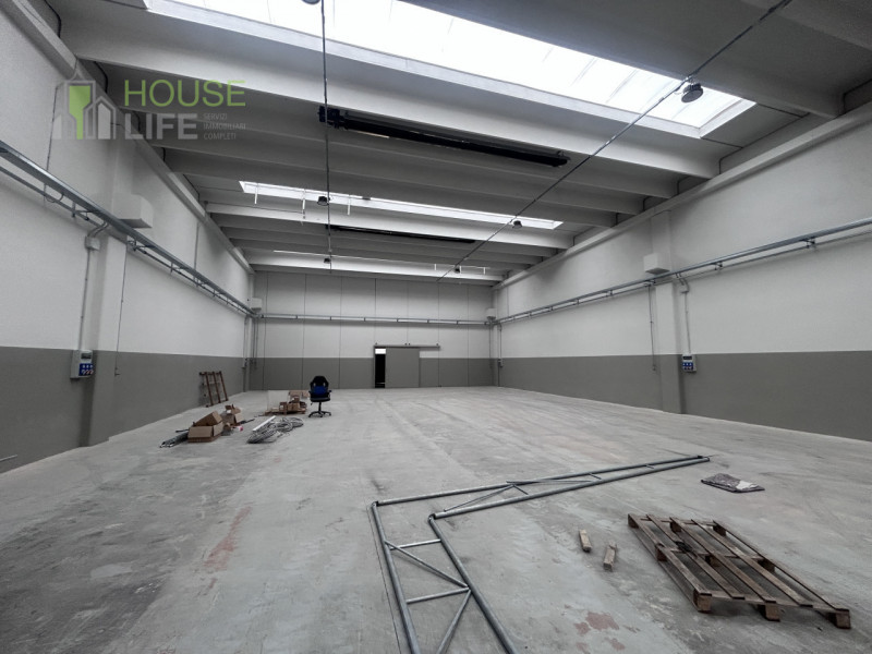 SCHIO - Z.I: CAPANNONE INDUSTRIALE RISTRUTTURATO A NUOVO di circa mq 700 circa H 7,50, con impian...