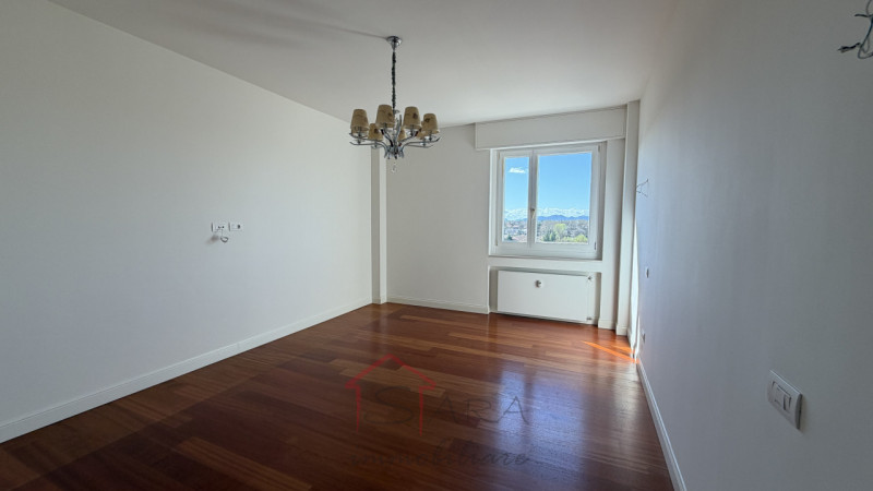 PADOVA – CENTRO STORICO

Nel cuore di Padova, in Corso Milano, proponiamo in vendita un elegante ...