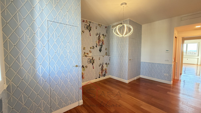 PADOVA – CENTRO STORICO

Nel cuore di Padova, in Corso Milano, proponiamo in vendita un elegante ...