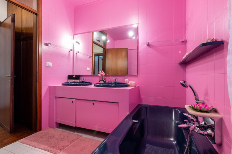 In una delle zone più tranquille e verdi di Montegrotto, proponiamo in vendita una soluzione idea...