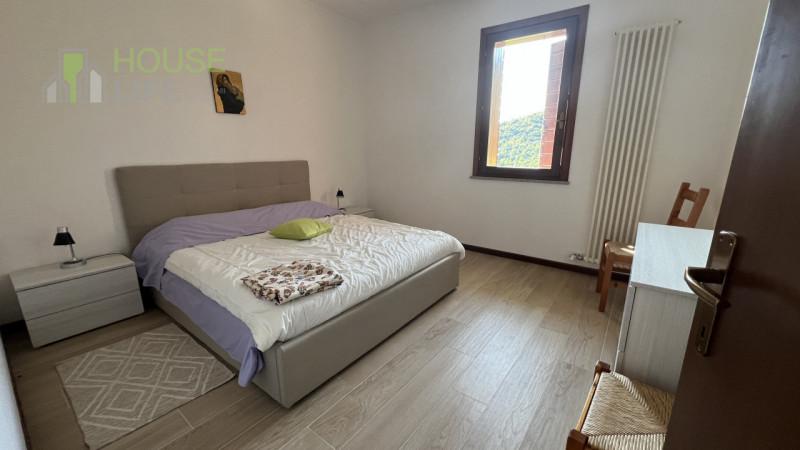 Valli del Pasubio - Zona Malunga: Appartamento al piano terra arredato con tre camere bagno e amp...