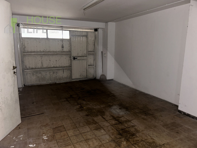 VALLI DEL PASUBIO: in posizione centrale, CASA SINGOLA composta da un tricamere al primo piano, n...