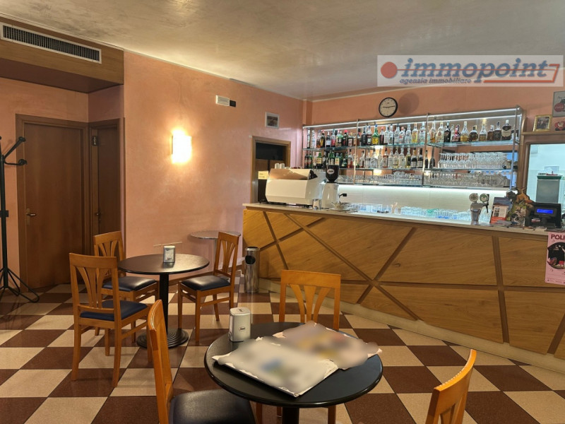 Storico albergo/ristorante sito in prossimità del centro storico di Bassano del Grappa.
Lo stabil...