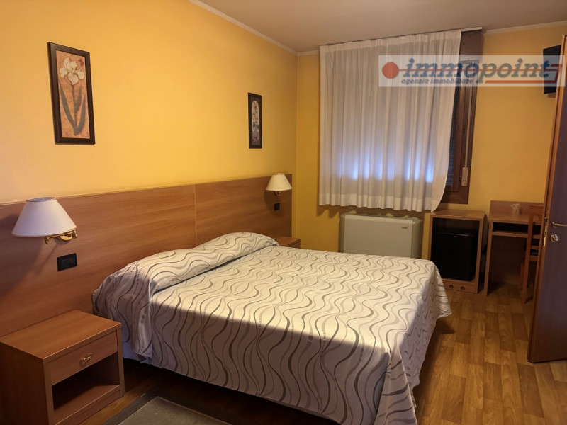 Storico albergo/ristorante sito in prossimità del centro storico di Bassano del Grappa.
Lo stabil...