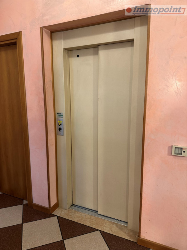 Storico albergo/ristorante sito in prossimità del centro storico di Bassano del Grappa.
Lo stabil...