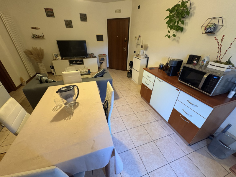 INFO E/O APPUNTAMENTO SOLO TRAMITE MAIL SULL' OFFERTA DI LOCAZIONE SOLO SE ANCORA DISPONIBILE. tg...