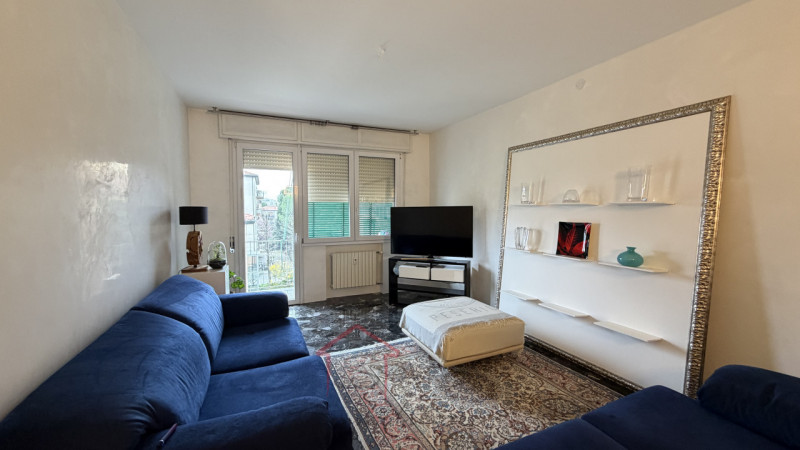 PADOVA – ARCELLA / SANTISSIMA TRINITÀ | APPARTAMENTO CON GARAGE E POGGIOLO

Sara Immobiliare prop...