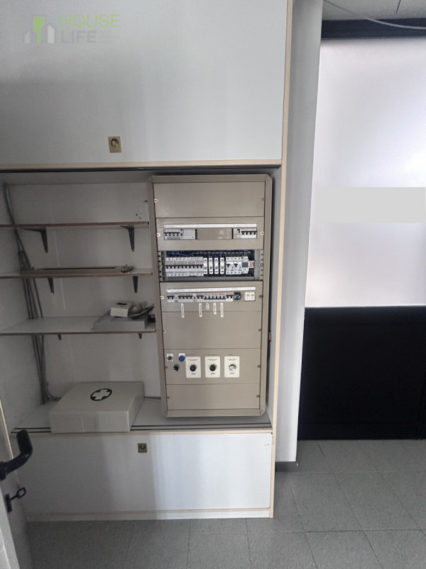 CARRE' - Z.I: CAPANNONE ARTIGIANALE - INDUSTRIALE di circa mq 800 circa H 6.00 mt sotto trave, co...