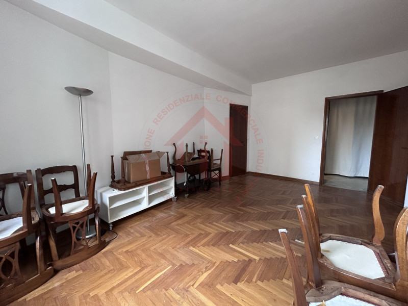 RIF: FR123 PADOVA - PADOVA CENTRO proponiamo in locazione elegante appartamento arredato, nel cen...