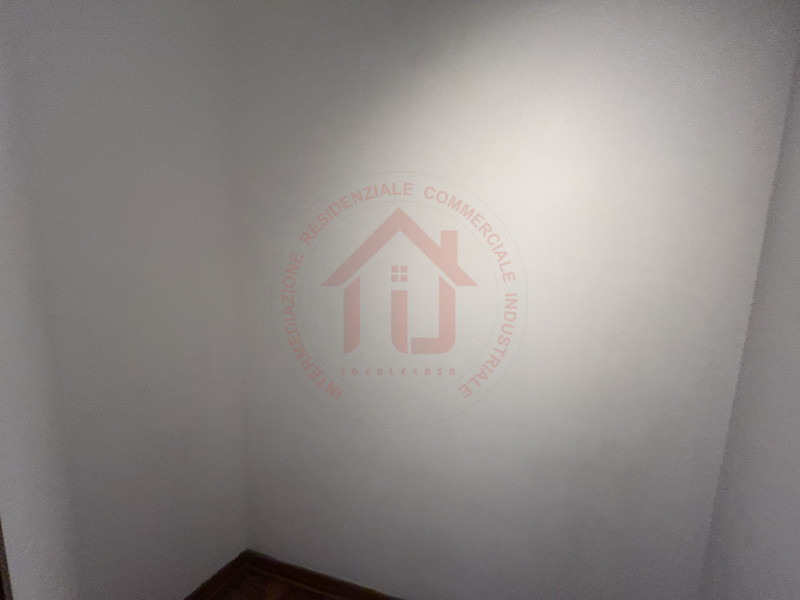 RIF: FR123 PADOVA - PADOVA CENTRO proponiamo in locazione elegante appartamento arredato, nel cen...