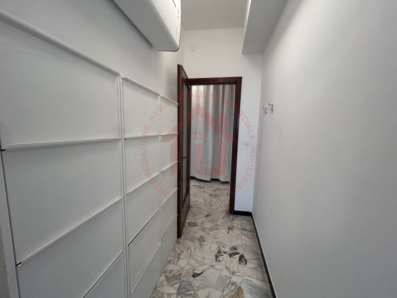 RIF: FR123 PADOVA - PADOVA CENTRO proponiamo in locazione elegante appartamento arredato, nel cen...