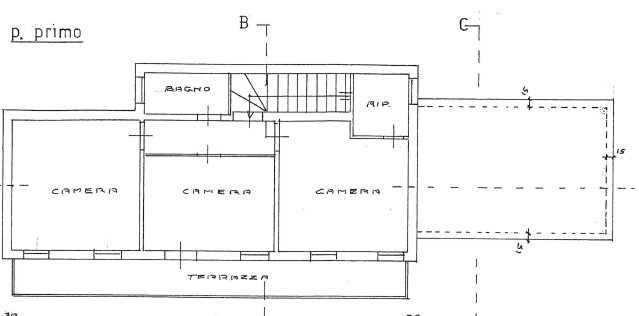 Proponiamo in vendita casa singola affittata (scadenza Settembre 2028) con ampio giardino privato...