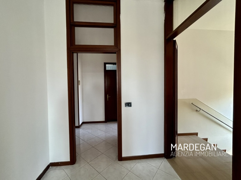 NOSTRA ESCLUSIVA! LA SOLUZIONE RISULTA IDEALE PER DUE NUCLEI FAMILIARI 
Quando vieni a scoprirla?...