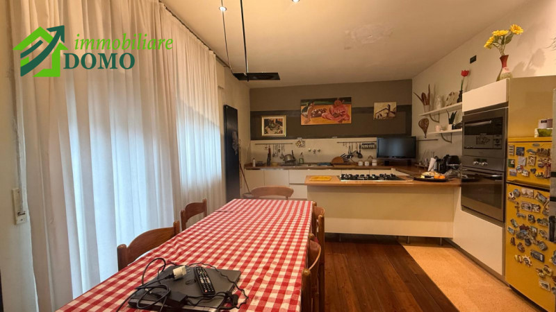 Piovene Rocchette: casa a schiera in ottime condizioni comoda a tutti i sevizi €180.000 info 0445...