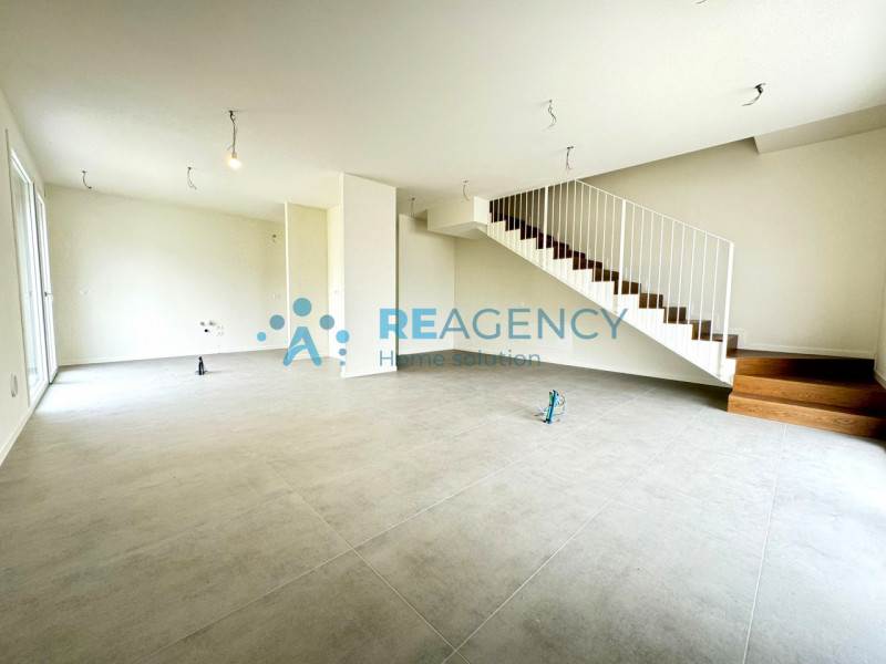 BORGO SANTA CHIARA – SAN VITO
VILLA DI TESTA DI NUOVA COSTRUZIONE CON AMPIO GIARDINO PRIVATO

Ai ...