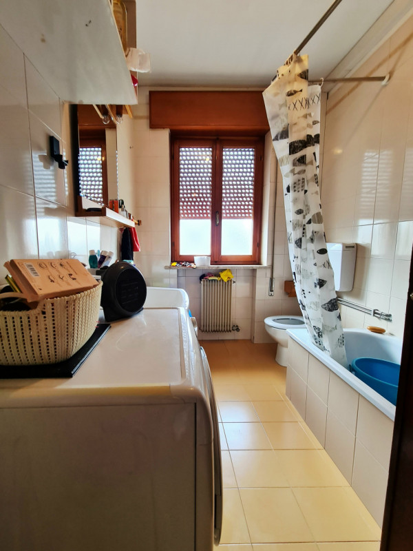 A Noventa Vicentina, proponiamo in vendita un appartamento al primo piano, situato in uno stabile...