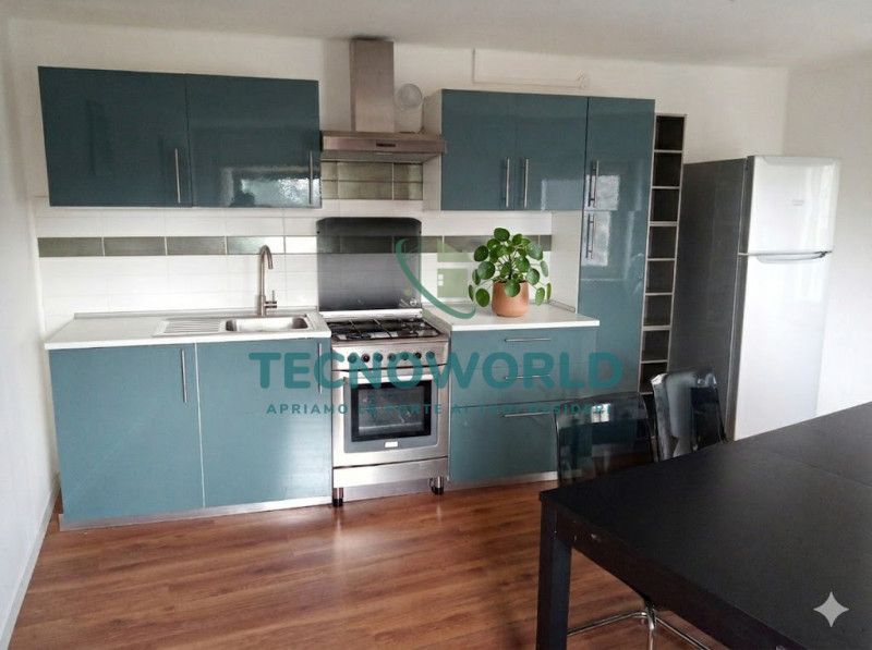 Scopri questo affascinante abitazione affiancata in affitto situato nel cuore della tranquilla e ...