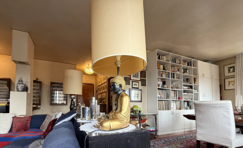 RIF: PDBUS Servizio Fotografico in fase di aggiornamento.

Nel cuore del centro di Padova, in un ...