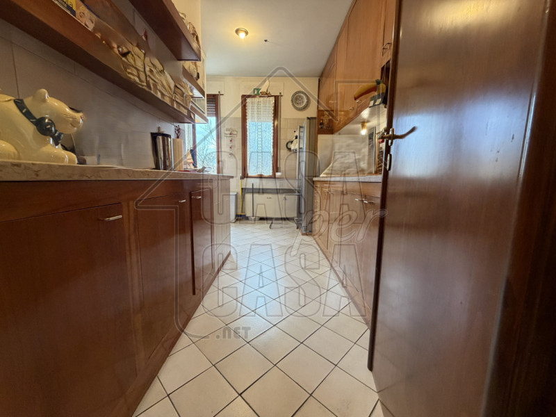 RIF: PDBUS Servizio Fotografico in fase di aggiornamento.

Nel cuore del centro di Padova, in un ...