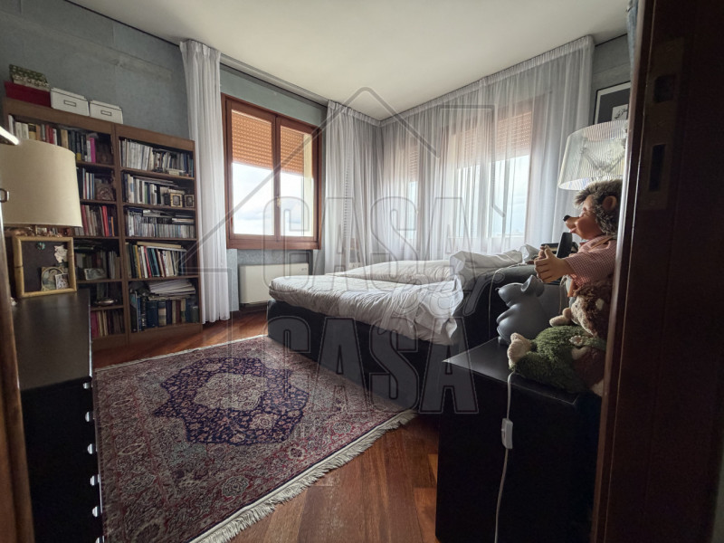 RIF: PDBUS Servizio Fotografico in fase di aggiornamento.

Nel cuore del centro di Padova, in un ...