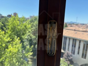 RIF: PDBUS Servizio Fotografico in fase di aggiornamento.

Nel cuore del centro di Padova, in un ...