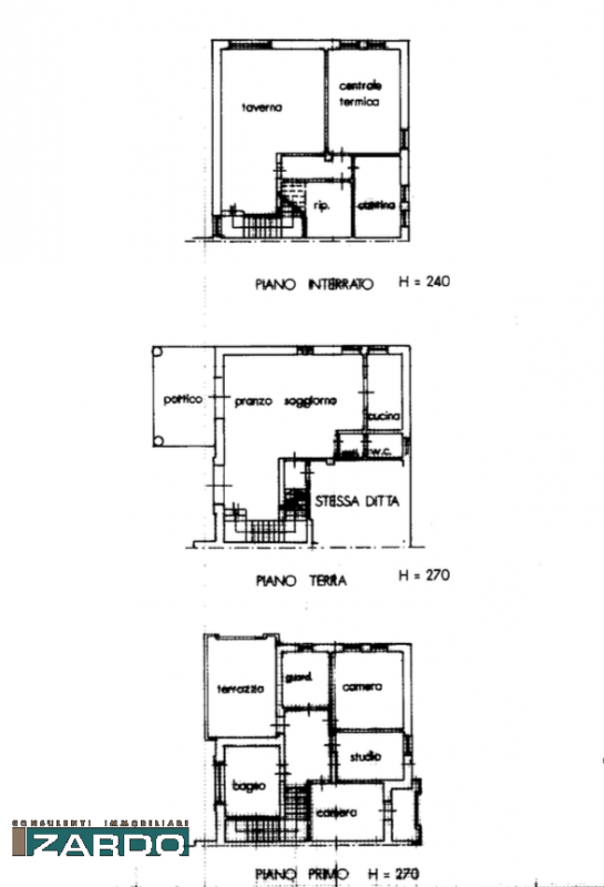 Rif. C-240 (per info 3409172184 N.)

Proponiamo in vendita una raffinata porzione di bifamiliare ...