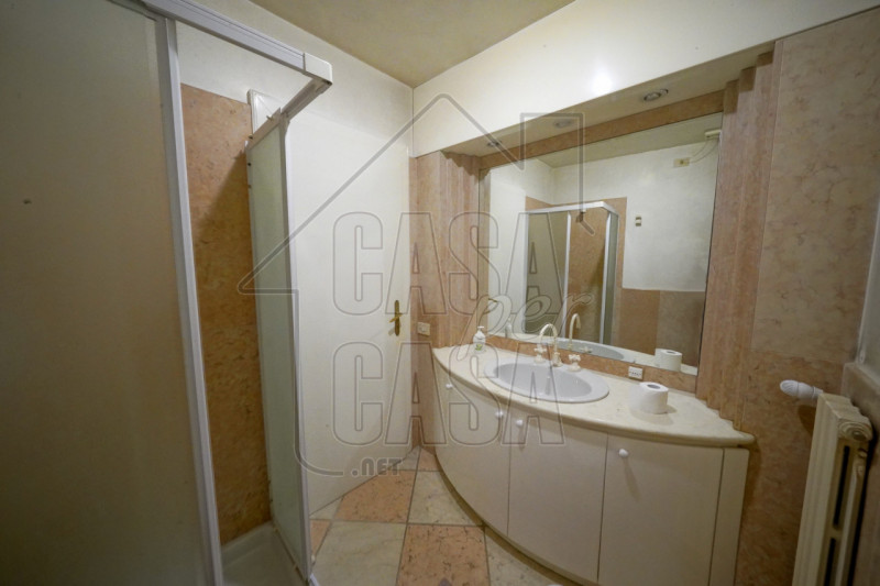 Per info, Maddalena 351 799 3937, riferimento annuncio: MD02

Nel pieno centro storico di Padova,...