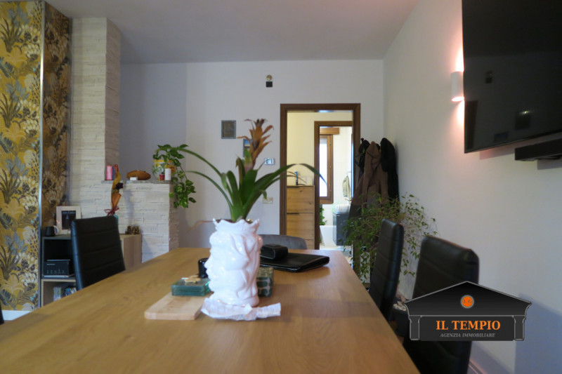 Villetta ristrutturata Classe A1 con fotovoltaico 6,3 kW, giardino privato e garage

Se desideri ...