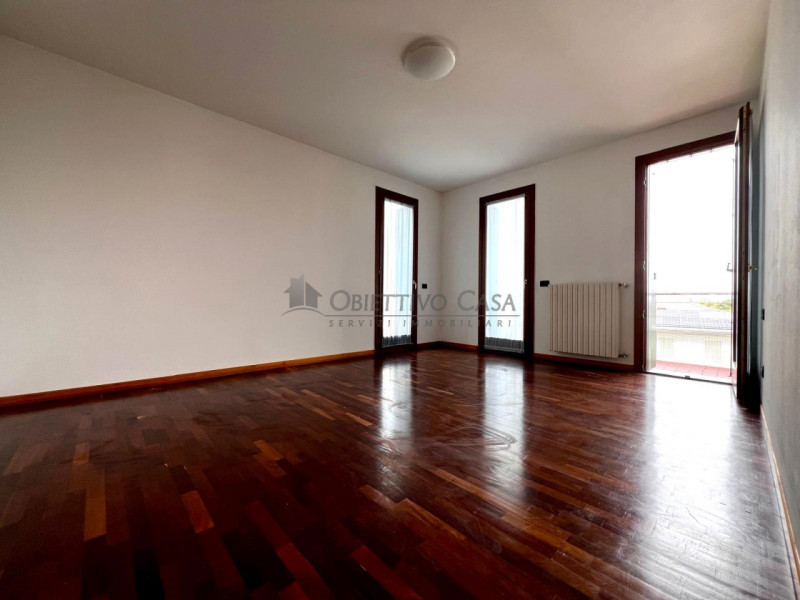 Rif. VT182 - Villatora di Saonara - Proponiamo in vendita un luminoso appartamento al secondo pia...