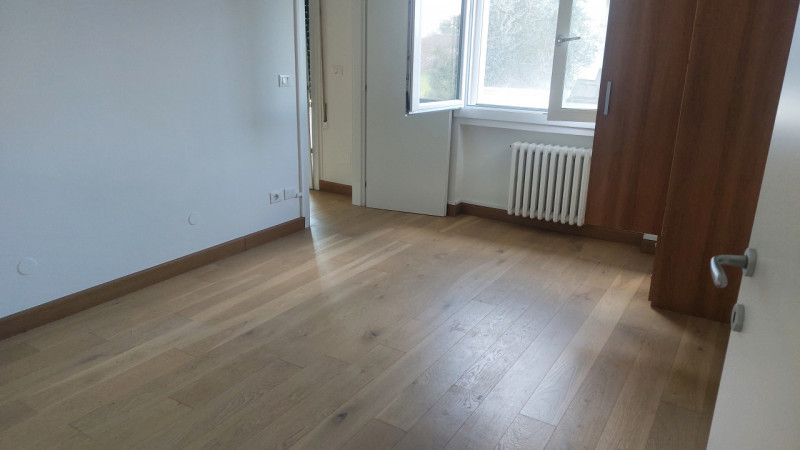 In zona interna al quartiere proponiamo porzione di bifamiliare al primo piano di recente ristrut...