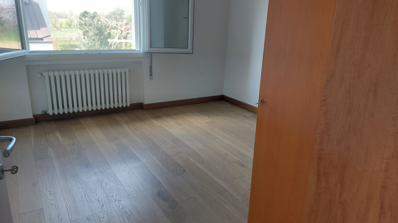 In zona interna al quartiere proponiamo porzione di bifamiliare al primo piano di recente ristrut...