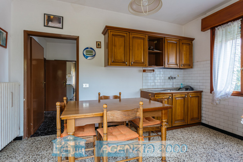 A TERRASSA PADOVANA HO LA CASA CHE CERCHI DA TEMPO!!! HA UN AMPIO GIARDINO, INOLTRE HAI A DISPOSI...