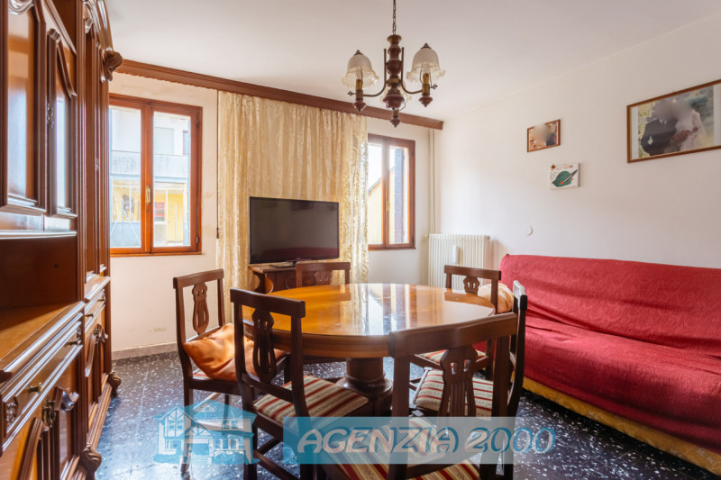 A TERRASSA PADOVANA HO LA CASA CHE CERCHI DA TEMPO!!! HA UN AMPIO GIARDINO, INOLTRE HAI A DISPOSI...