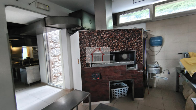 Rif: DV116
X Info - Denis: 3402540785

Piovene Rocchette (VI)

Opportunità unica di investimento ...