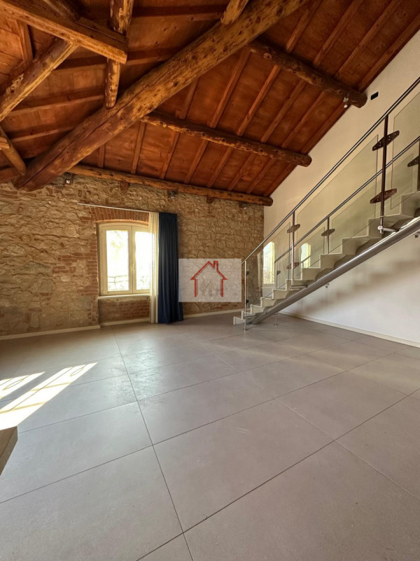 Rif: DV116
X Info - Denis: 3402540785

Piovene Rocchette (VI)

Opportunità unica di investimento ...