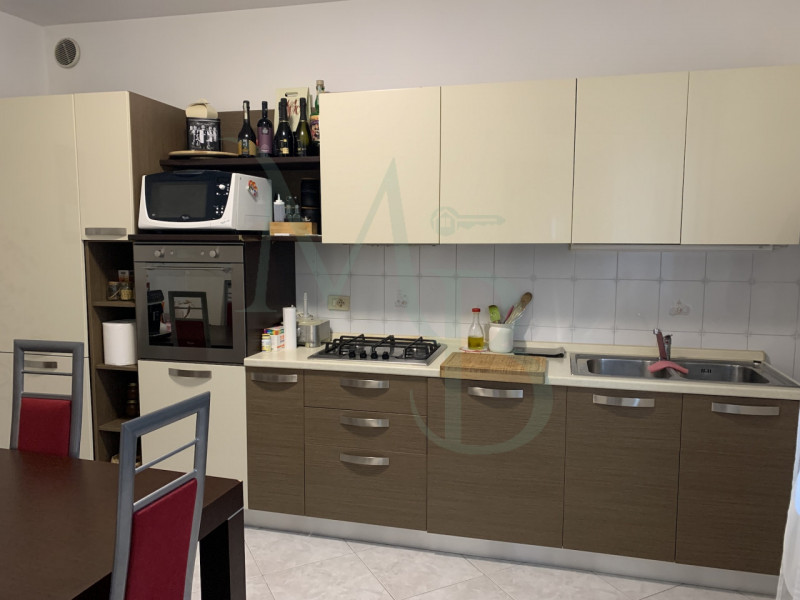 BUSA DI VIGONZA: Immobiliare MB propone in esclusiva un appartamento completamente ristrutturato ...