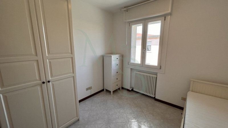 BUSA DI VIGONZA: Immobiliare MB propone in esclusiva un appartamento completamente ristrutturato ...