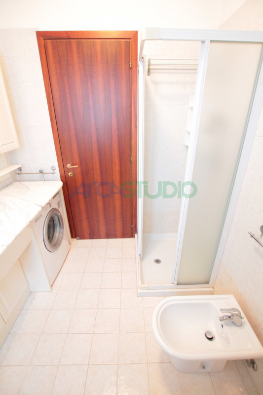 OTTIMO INVESTIMENTO
Vieni a scoprire questo incantevole Miniappartamento situato nel cuore di Ret...